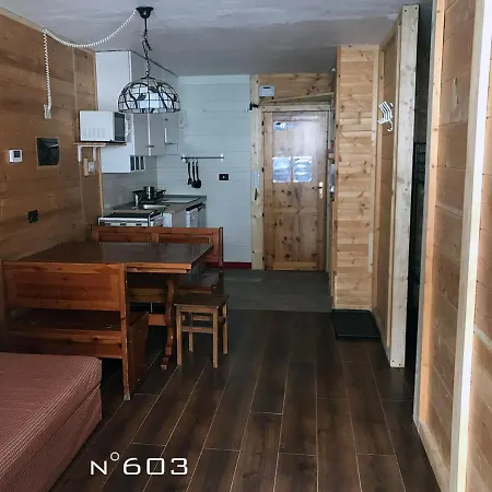 House Cervinia شقة بيريوِل تْشيرفينيا