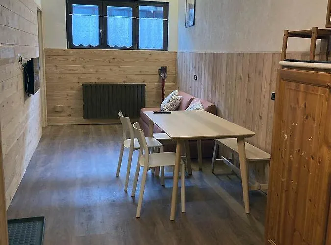 House Cervinia Апартаменти Брей-Червінія