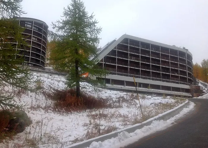 House Cervinia Апартаменти