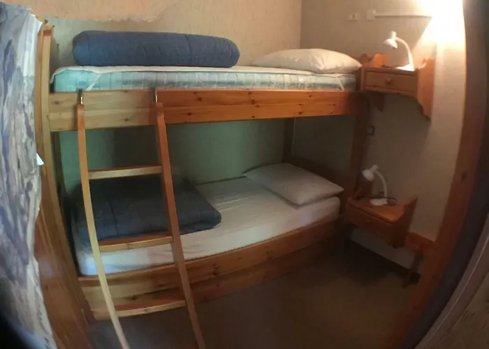 House Cervinia Апартаменти *