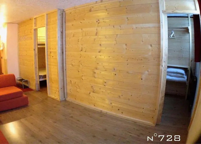 House Cervinia Апартаменти *