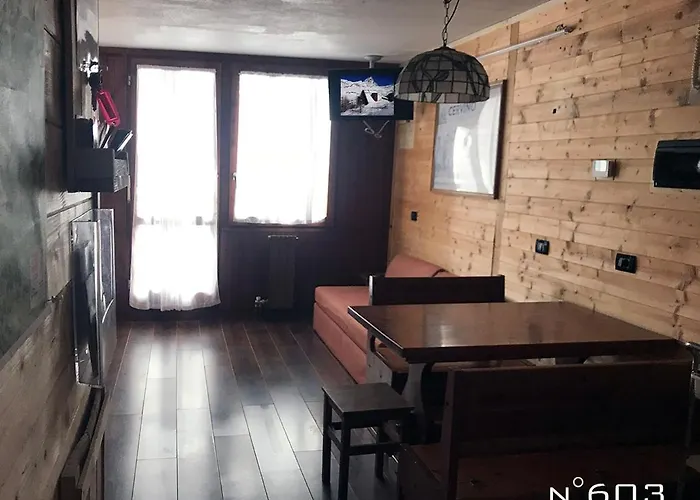 Апартаменти House Cervinia *